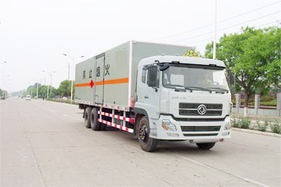 東風天龍雙橋防爆車